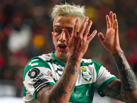 La MLS puede esperar: Brian Lozano renovó con Santos