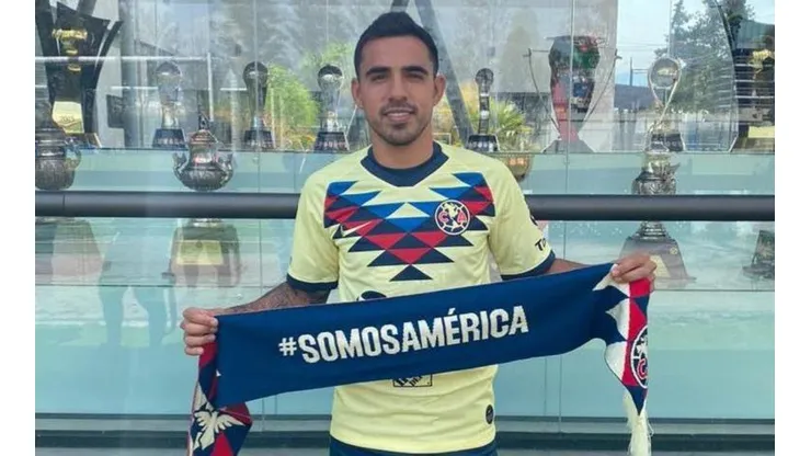 Escoboza confesó que "revivió" gracias a Maradona