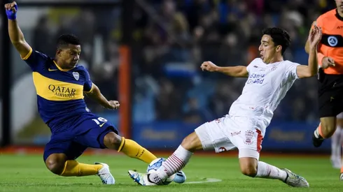 Faravelli defendiendo la camiseta de Huracán.