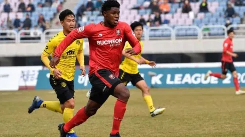 Marlon De Jesús en Corea del Sur.