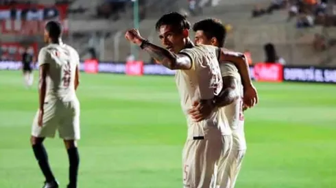 Dos Santos usó la 25 contra Huracán.