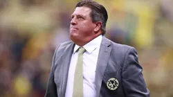 El Piojo Herrera intentará poner una cláusula en su contrato para facilitar una posible salida antes de tiempo.