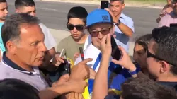 Eso no es Boca: a Russo lo sorprendió un hincha con otra camiseta