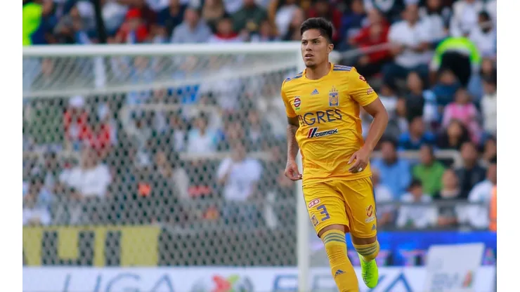 Carlos Salcedo, el jugador que más se devaluó en la Liga MX