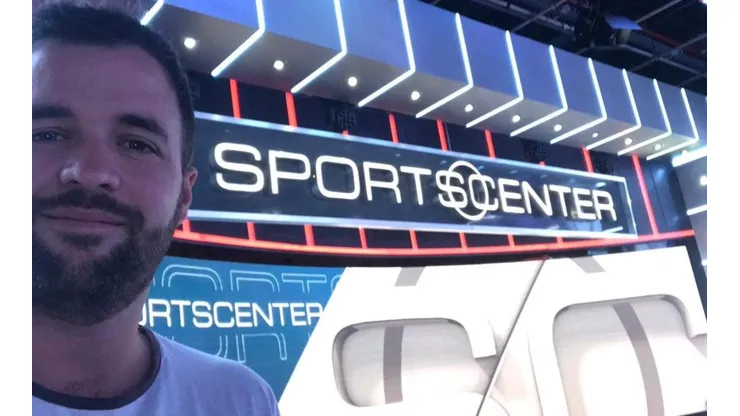 Franco Lostaunau conduce Sportcenter.