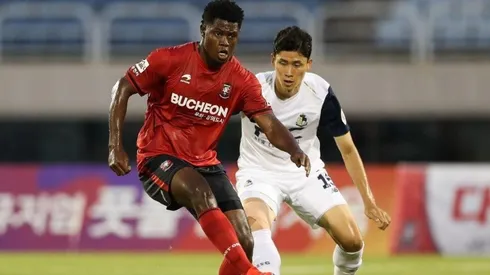 Marlon De Jesús en el fútbol de Corea del Sur.