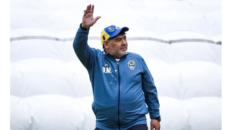 Diego Armando Maradona, entrenador de Gimnasia.