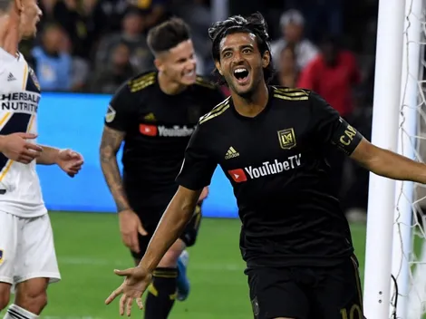 El delantero mexicano que suena en Barcelona