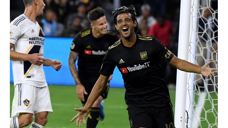 El delantero mexicano que suena en Barcelona