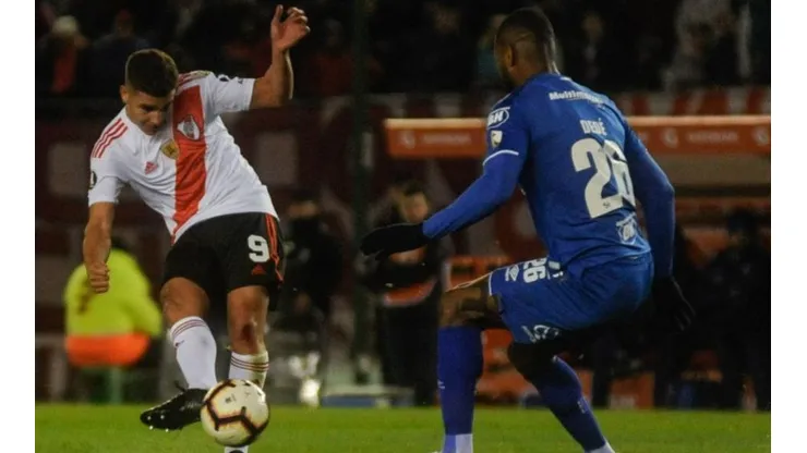 El Almería compró un jugador de Lanús y ahora va por uno de River