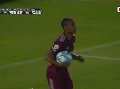 Todo de De La Cruz: primero le hicieron el penal y después lo cambió por gol