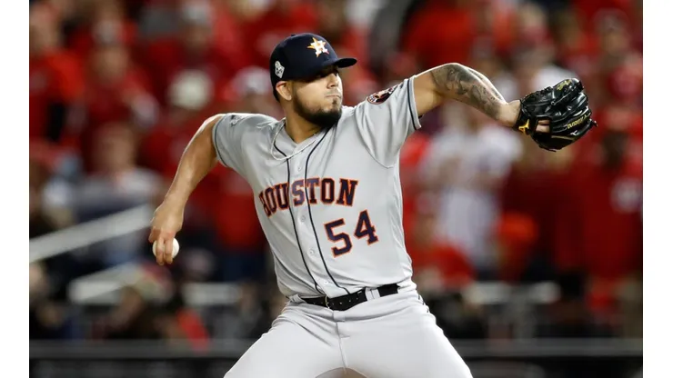 El cerrador seguirá con los Astros en 2020
