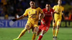 El defensor central de Tigres no fue ni concentrado para el encuentro del debut.