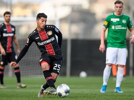 Palacios la rompió y participó en el gol de Alario para el Leverkusen