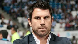 El entrenador sorprendió con su formación.