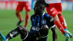 Todavía no firmó, pero Ake Loba ya se rindió a los pies de Tigres