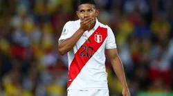 Flores jugó en la Copa América de Brasil y en el Mundial de Rusia.