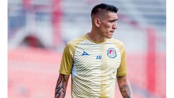 Centurión, nuevo jugador de Vélez.