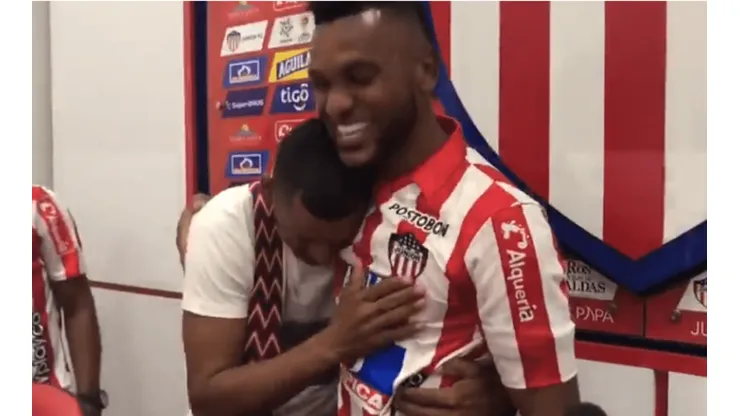 Video: amigo de Borja no aguantó las lágrimas al verlo con la camiseta del Junior