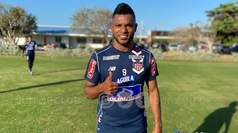 Miguel Ángel Borja en su primer entrenamiento con el Junior de Barranquilla.