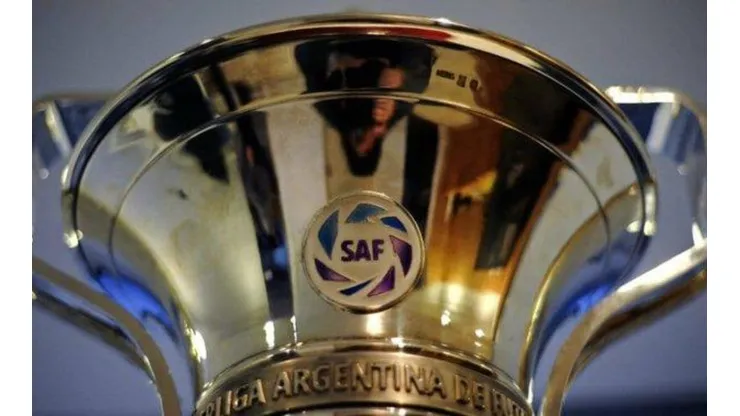 Los clubes argentinos se levantan para retrasar el inicio de la Superliga