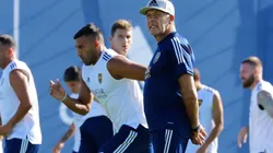 Mete mano: Russo paró sus primeros dos equipos como DT de Boca