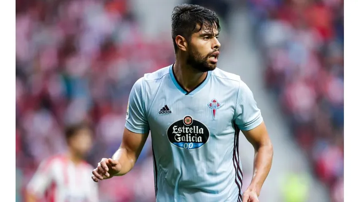 Néstor Araujo terminó con el misterio y le respondió a Monterrey