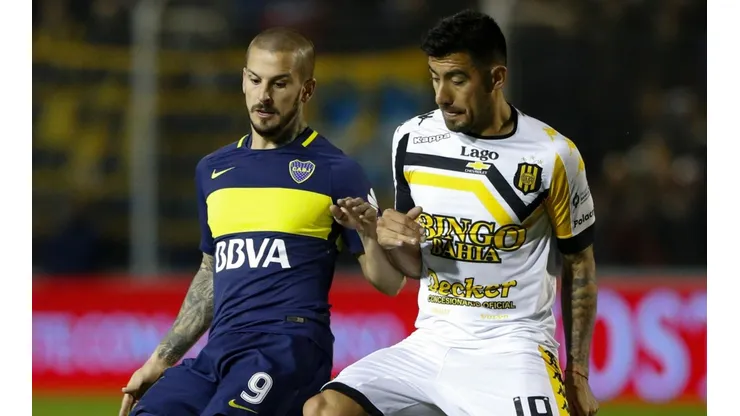 Jonathan Blanco jugando para Olimpo de Bahía Blanca.
