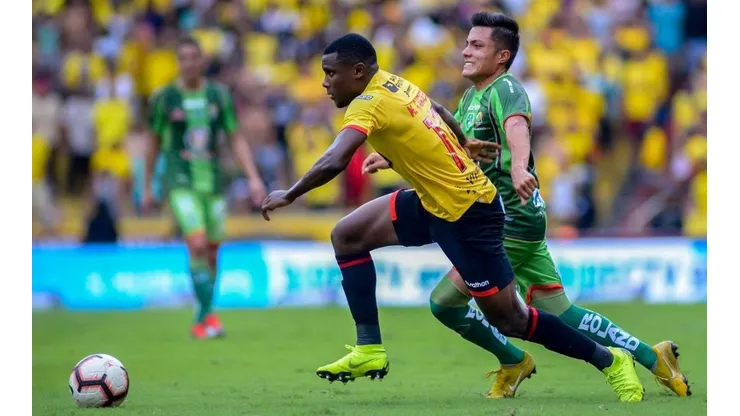 Marcos Caicedo durante un partido de Barcelona Sporting Club.
