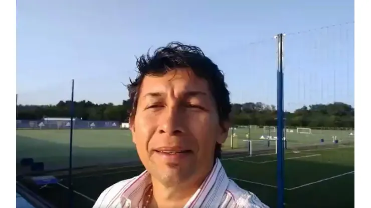 Madrugó, llegó primero a Ezeiza y Bermúdez metió video para todos los de Boca