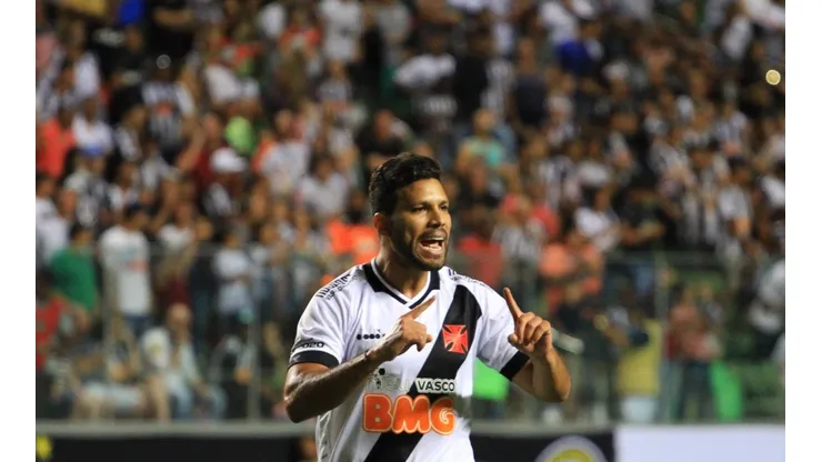 Oswaldo Henríquez dejó Vasco da Gama y busca sitio en el fútbol colombiano