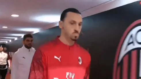 Así fue la salida de Zlatan Ibrahimovic al césped del San Siro