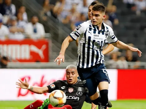 Johan Vásquez ya se muestra con los colores de Pumas UNAM