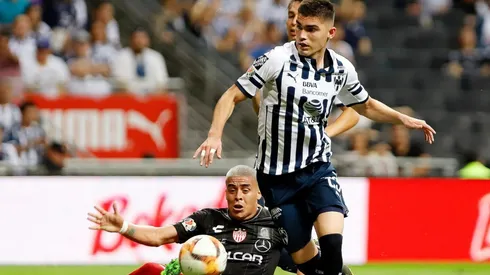 Johan Vásquez se suma a Pumas UNAM