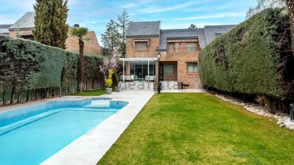 El domicilio que abandonó Julián Álvarez en Madrid días atrás: TW