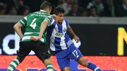 Tecatito Corona cumplió con otra enorme actuación.