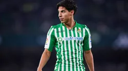 Diego Lainez venía de hacer buenas presentaciones, pero lo aniquilaron por 20 minutos irregulares.