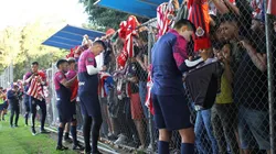 Chivas aplasta en la pretemporada e ilusiona a la afición
