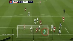 Endemoniado: la triple atajada de Gazzaniga de la que habla toda la FA Cup