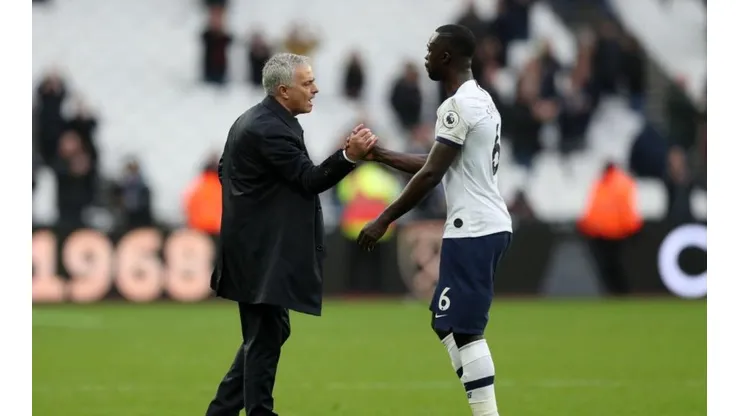 Dávinson Sánchez, central colombiano del Tottenham de Inglaterra.