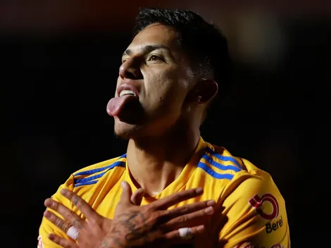 La razón por la que Carlos Salcedo no jugó ante Santos Laguna