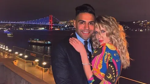 Radamel Falcao y Lorelei Tarón festejando la llegada del Año Nuevo.