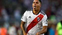 Alivio en River: los estudios cardíacos le dieron bien a Juanfer Quintero