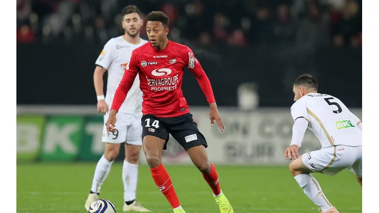 Nathaël Julan en un partido de Guingamp.