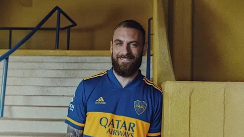 De Rossi con la camiseta de Boca. (Foto: @GianfrancoT12)