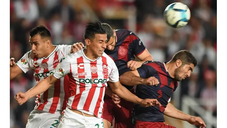 Qué canal transmite Necaxa vs. Chivas por un amistoso
