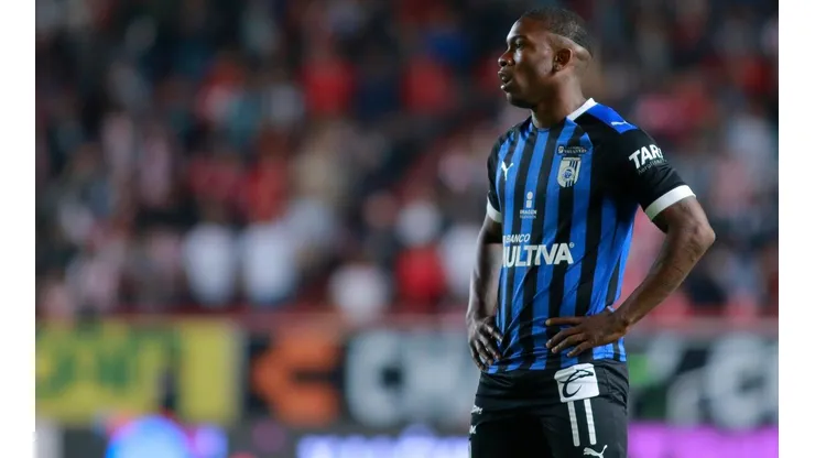 No se retira del mercado: Toluca busca a Fabián Castillo