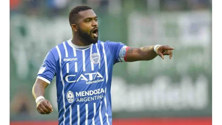 El Morro García, cerca de dejar Godoy Cruz y sumarse a otro club de la Superliga