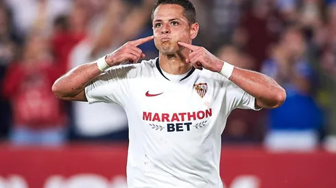 Chicharito, entre los peores refuerzos de Sevilla según la afición