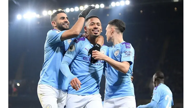 El City empezó el año con un triunfo, pero ni le hace cosquillas al Liverpool